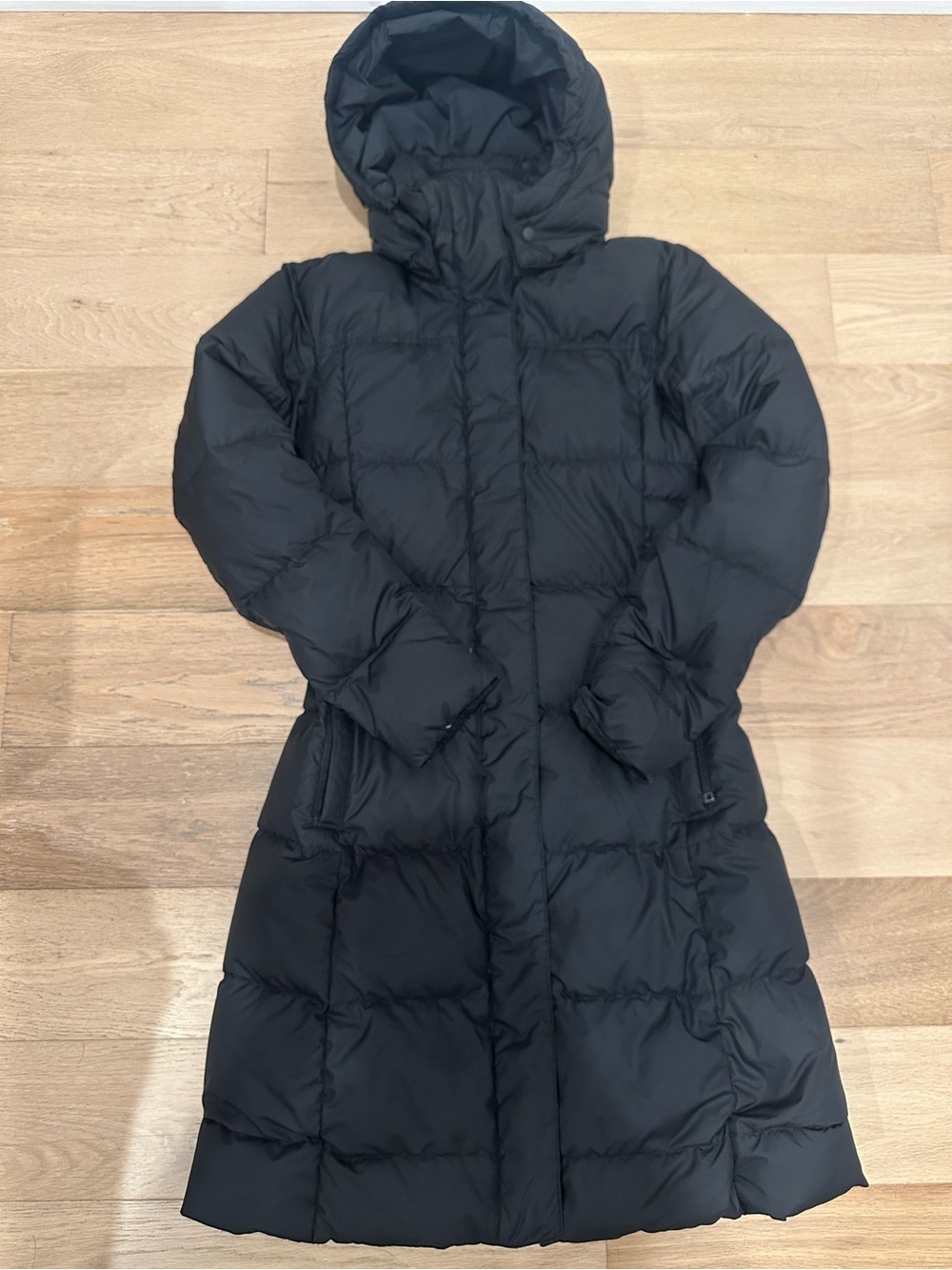 Patagonia Down With It Parka Women's Size XS Black Duck Down Coat Jacket